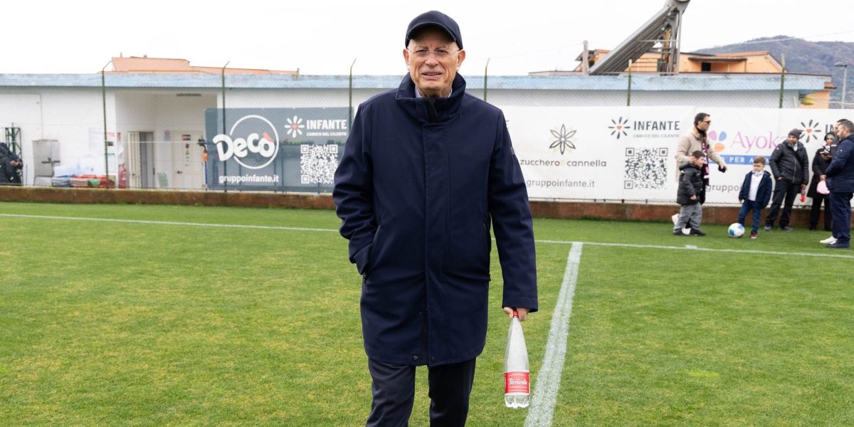 Ballarino sul campo della Gelbison