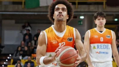 Molfetta-Viola: Leo Clark analizzail momento dei neroarancio