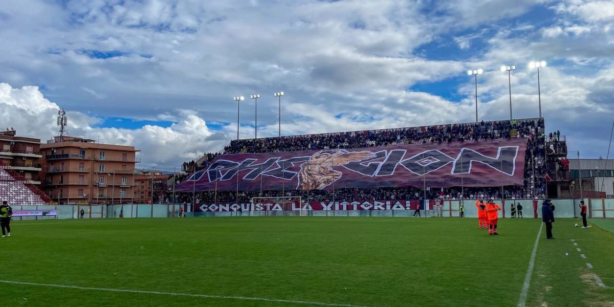 Il LIVE BLOG di Reggina Messina.