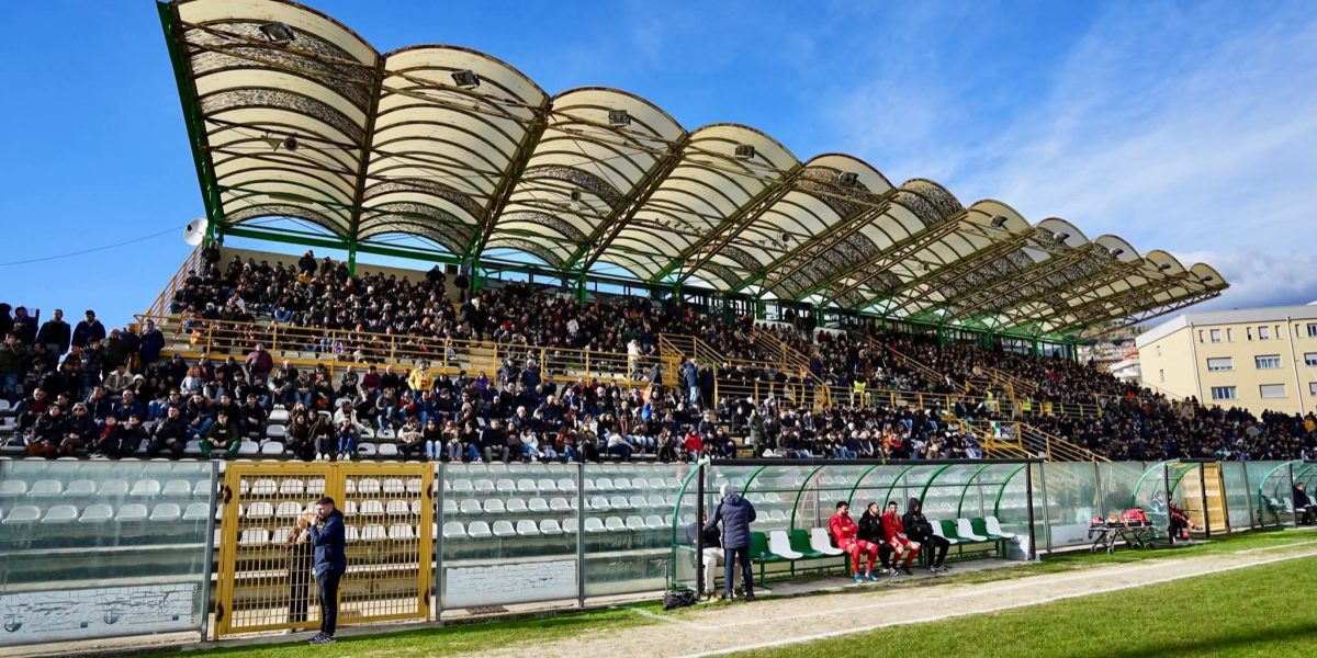 Vigor Lamezia-Reggina stadio D'Ippolito