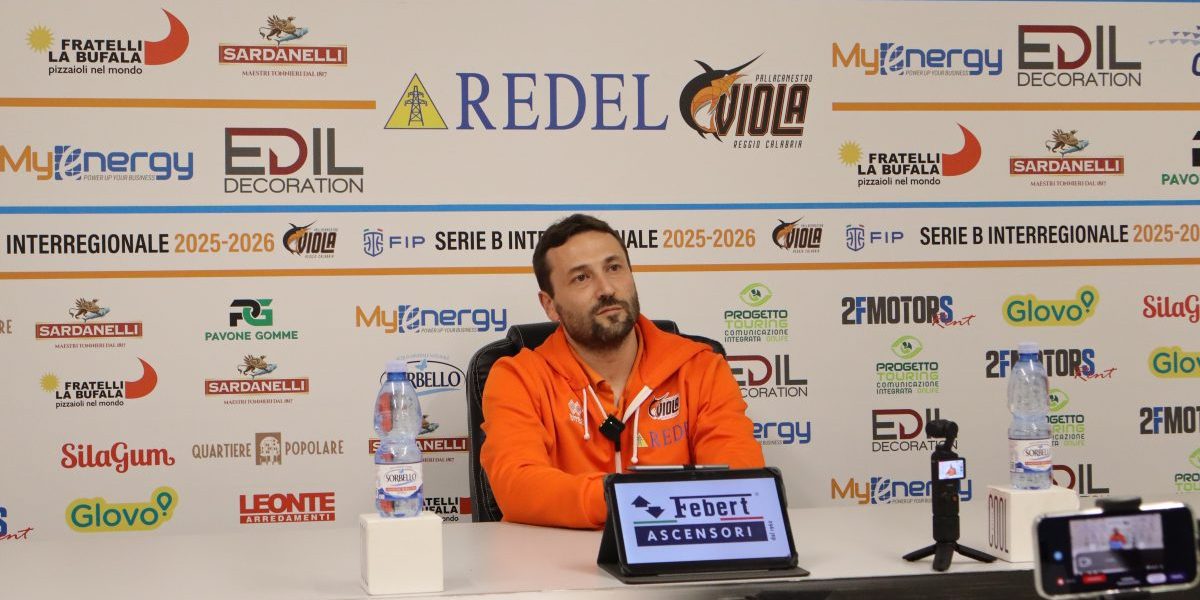Coach Lovino Viola-Rende