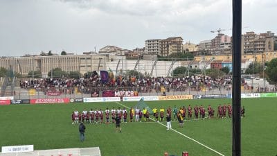 Modica vs Reggina squadre in campo