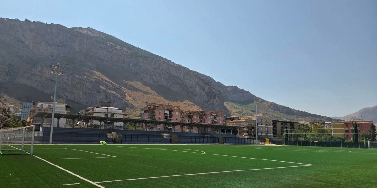 Terreno di gioco stadio Antonino Cardinale
